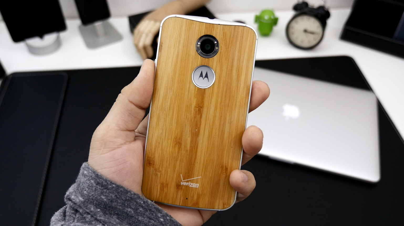Review: Living the 2014 Moto X (Video)