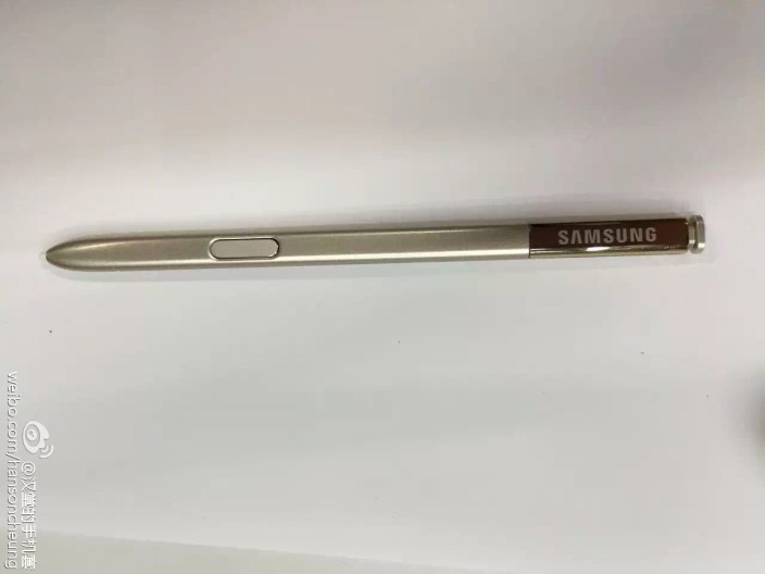 Samsung-Galaxy-Note5-Stylet-01