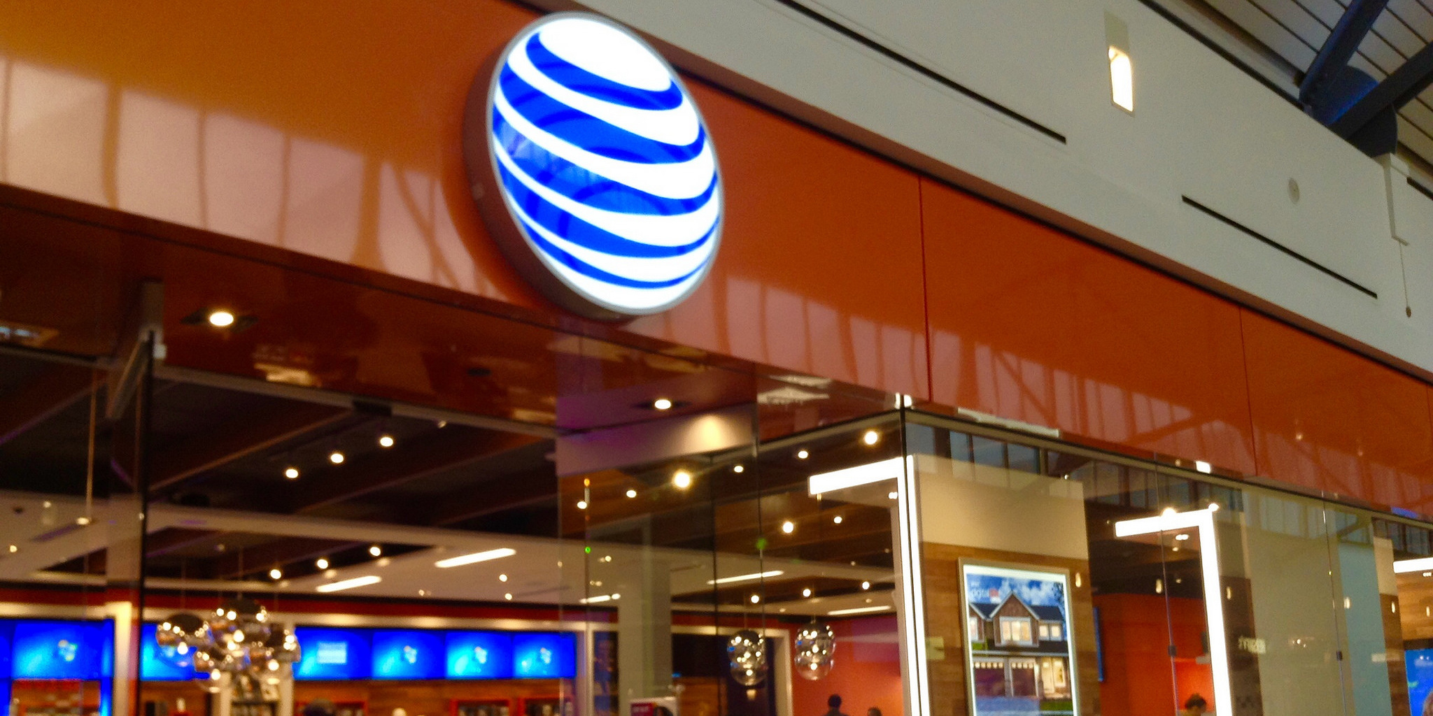 AT&T revamping data plans with fewer options at better rates starting ...