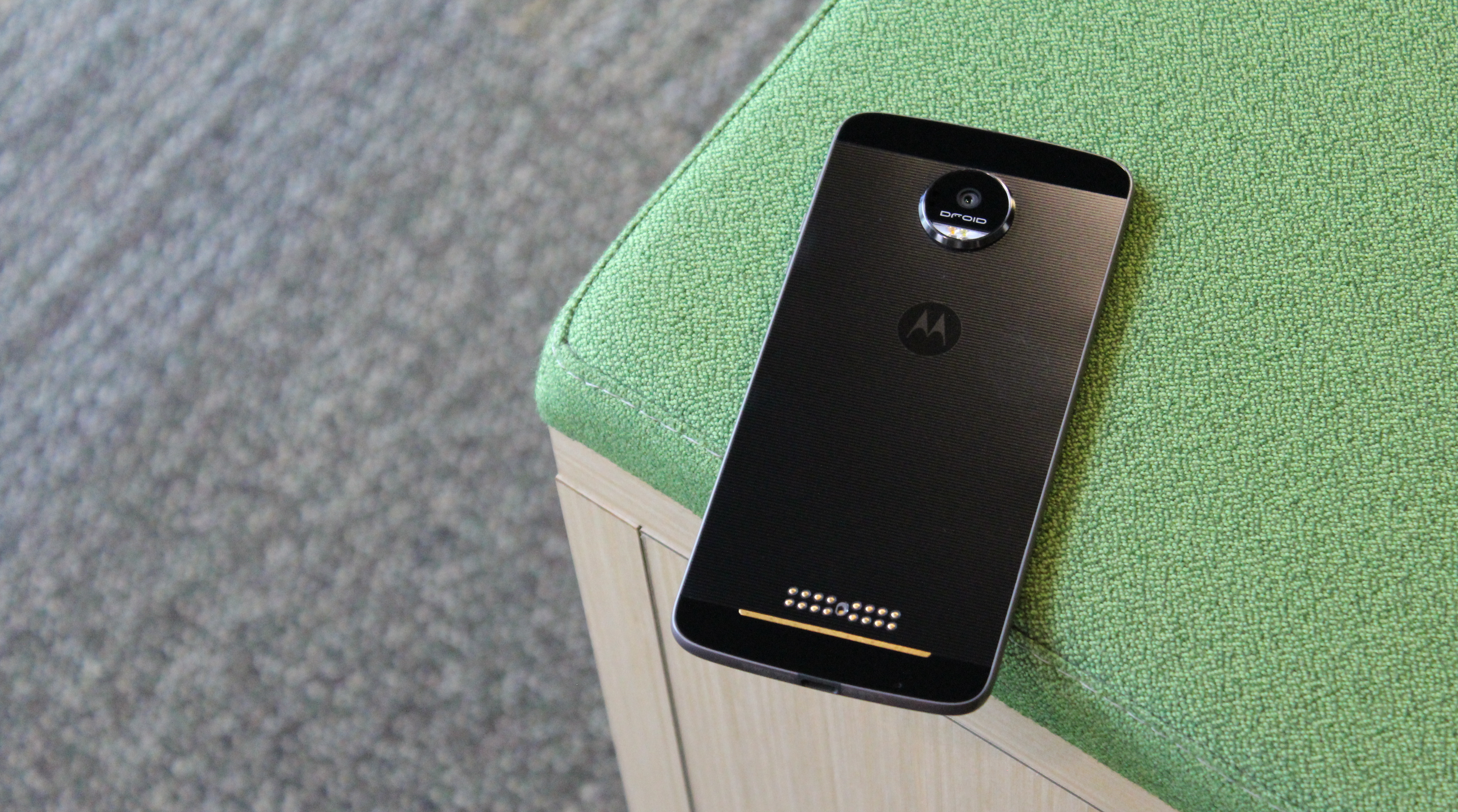 Review: Moto Z, Moto Z Force, and Moto Mods are 'modular' done well, but  not cheap [Video]