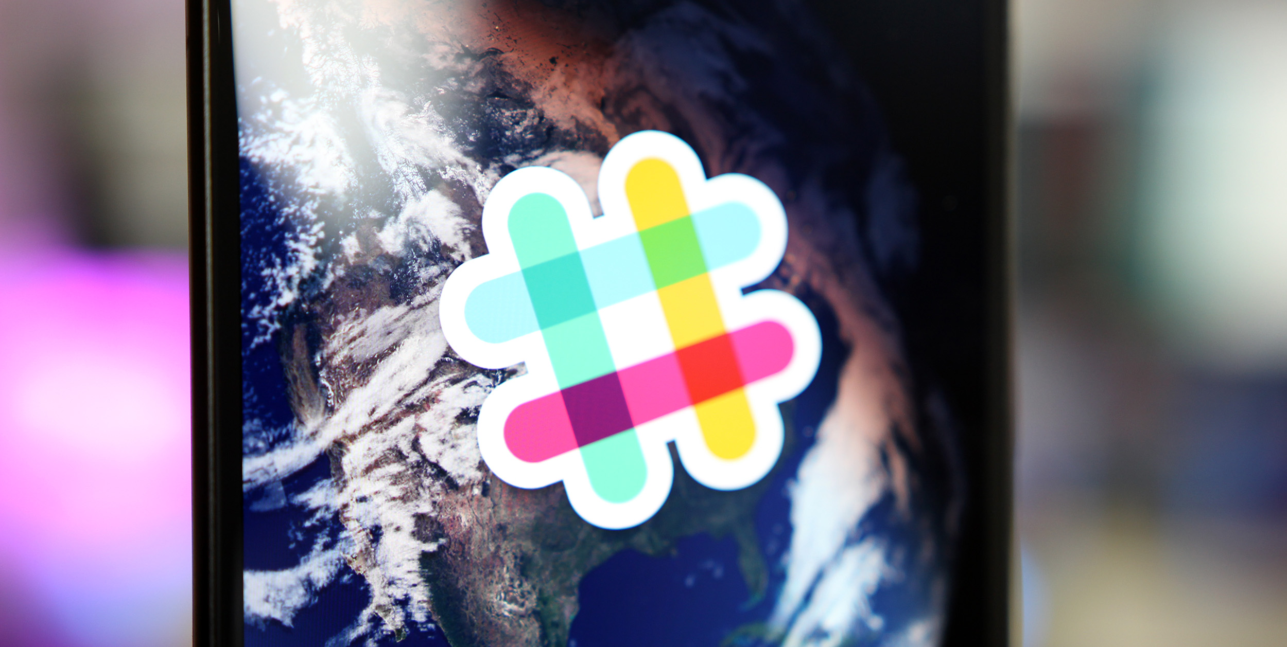 where does slack download files android