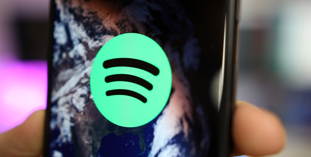 Spotify is blocking playback on modified apps that give users premium