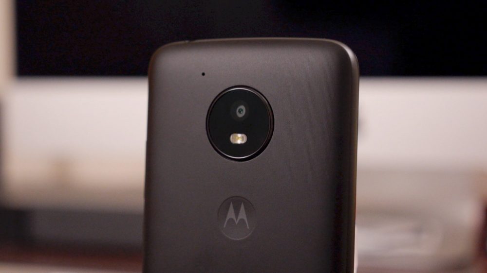 Motorola Moto E4 Plus review: a utilitarian workhorse - The Verge