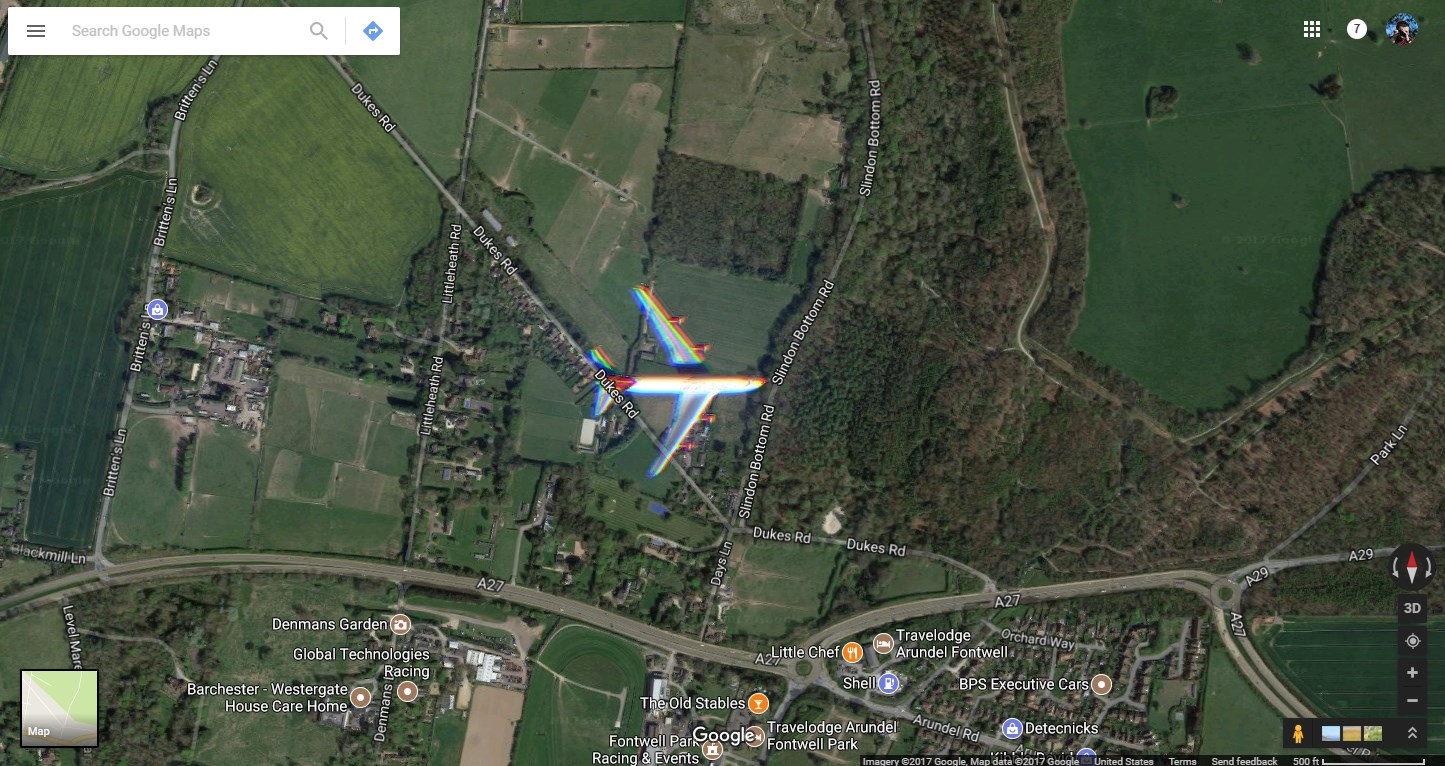 Google Maps Satellite Imagery Managed To Snap An Airliner Flying South Of London 9to5google - roblox google maps