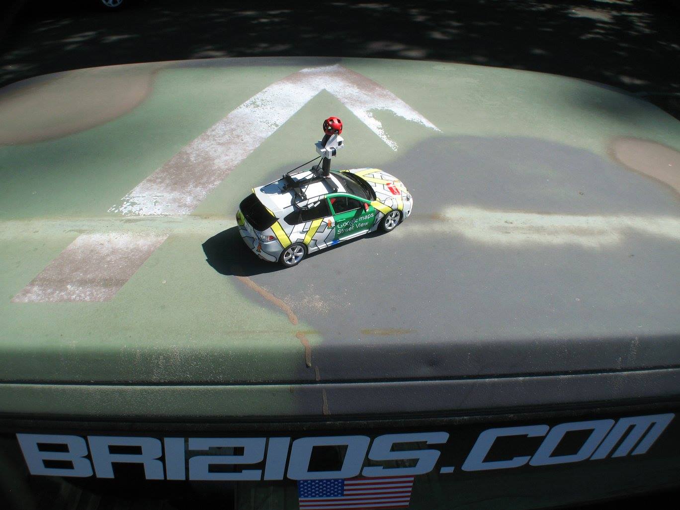 Someone Made A 1 24 Scale Model Of A Google Maps Street View Car With A   Model Streetview 7 