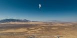 Loon balloon flying