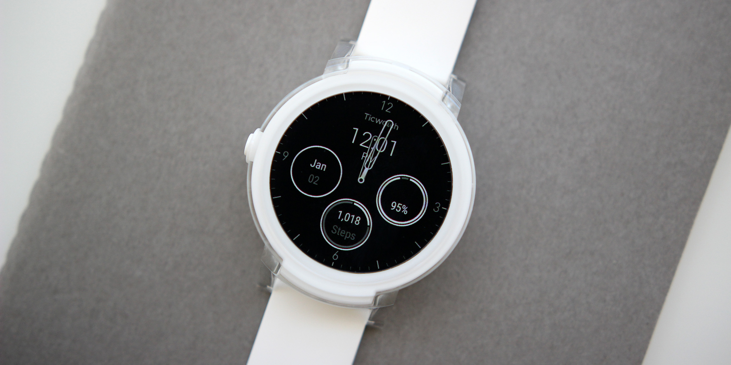 Ticwatch hotsell e android