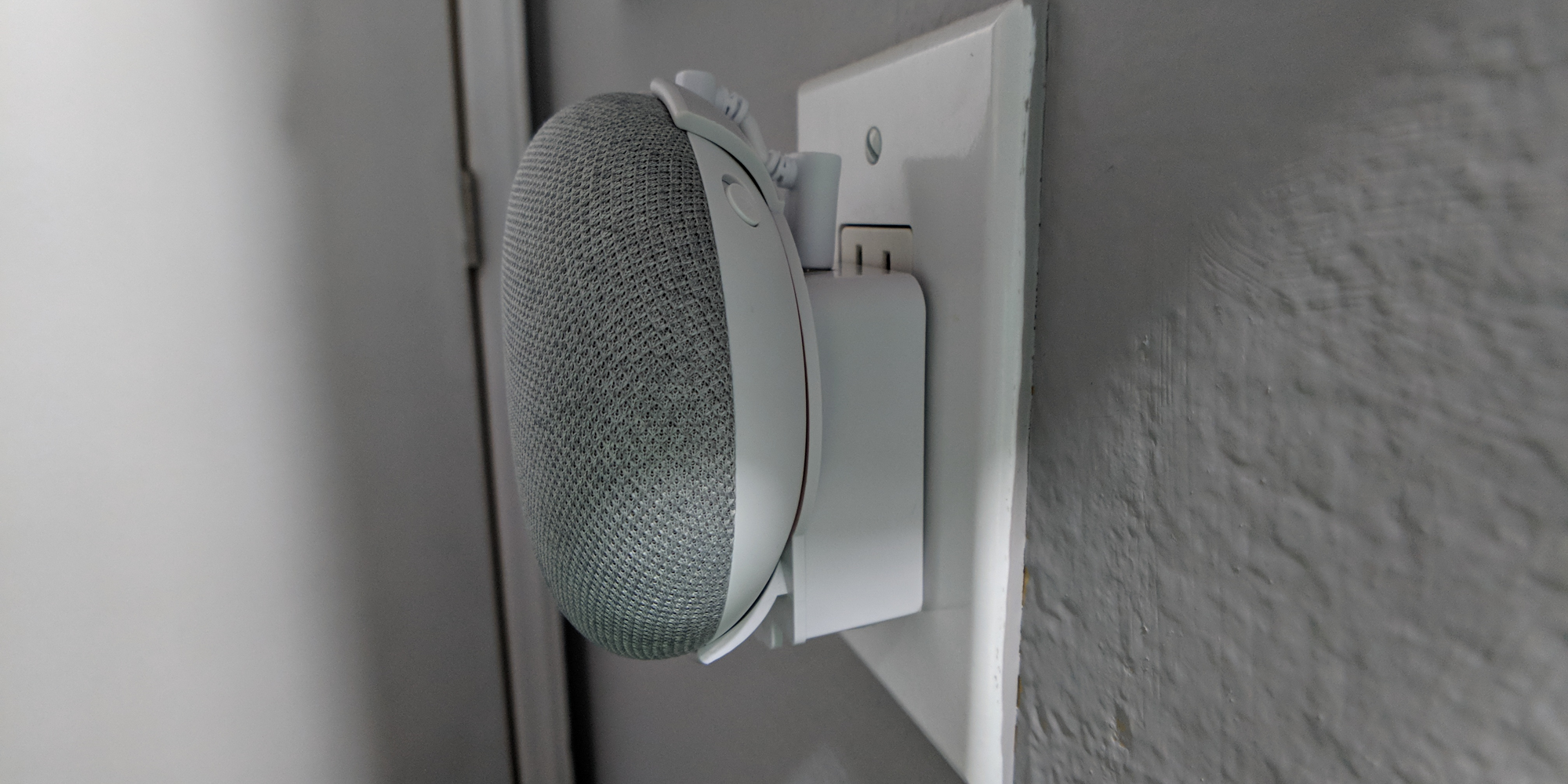 google mini outlet mount