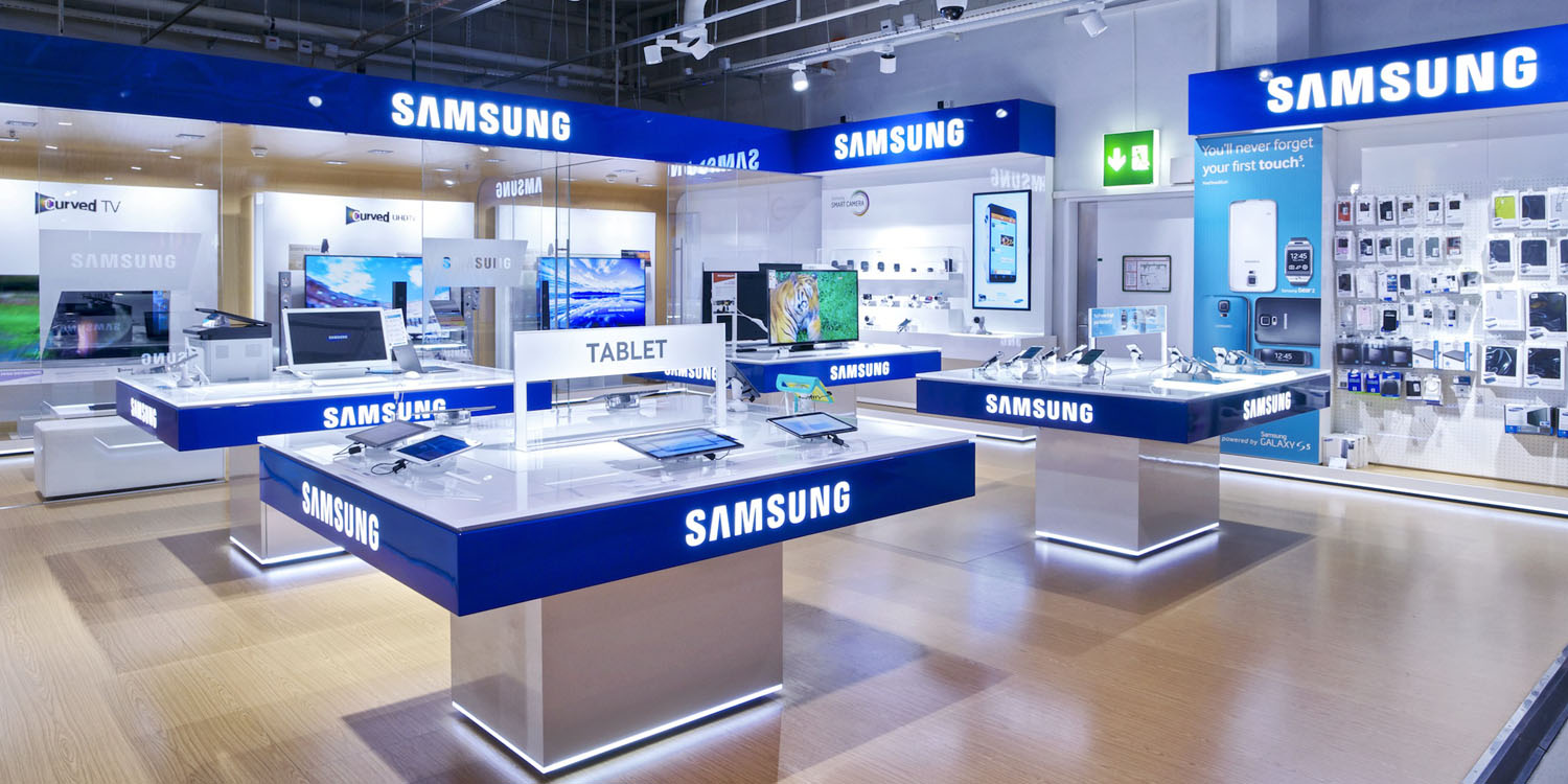 Озон интернет магазин самсунг. Samsung магазин. Samsung Electronics. Samsung Корпорация. Продукция компании самсунг.