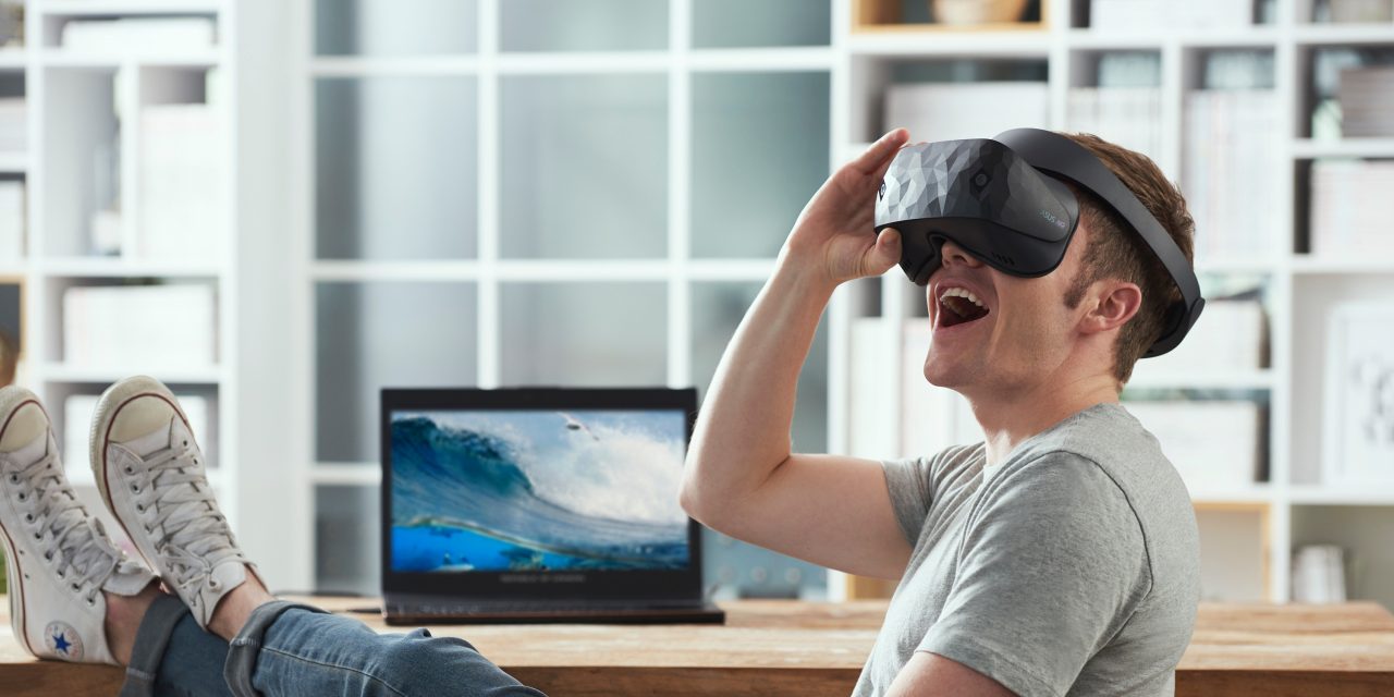Asus Windows Mixed Reality headset