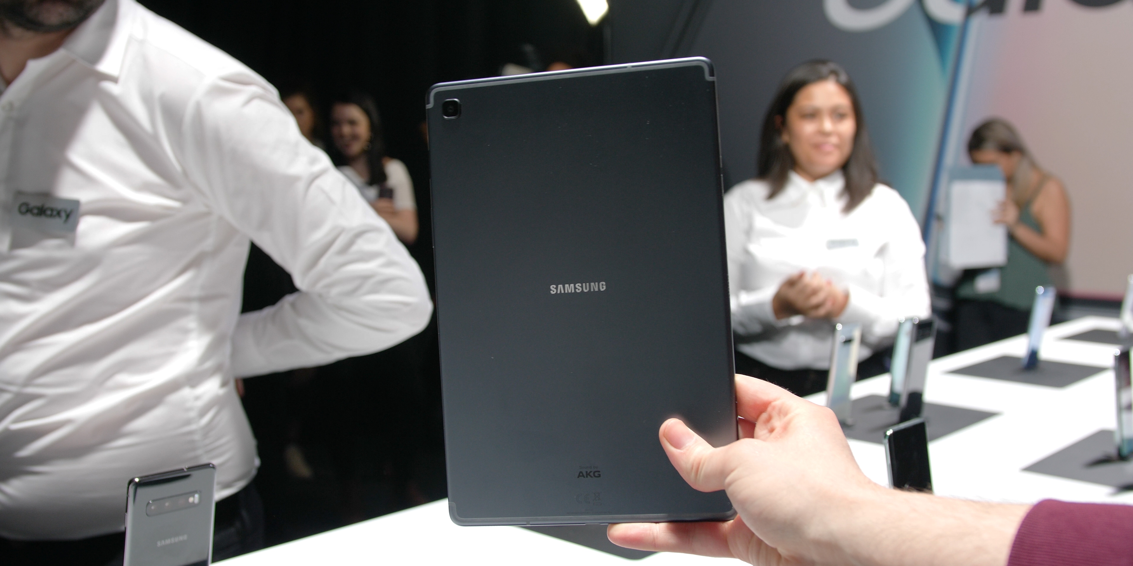 Samsung Galaxy Tab S5e hardware and design