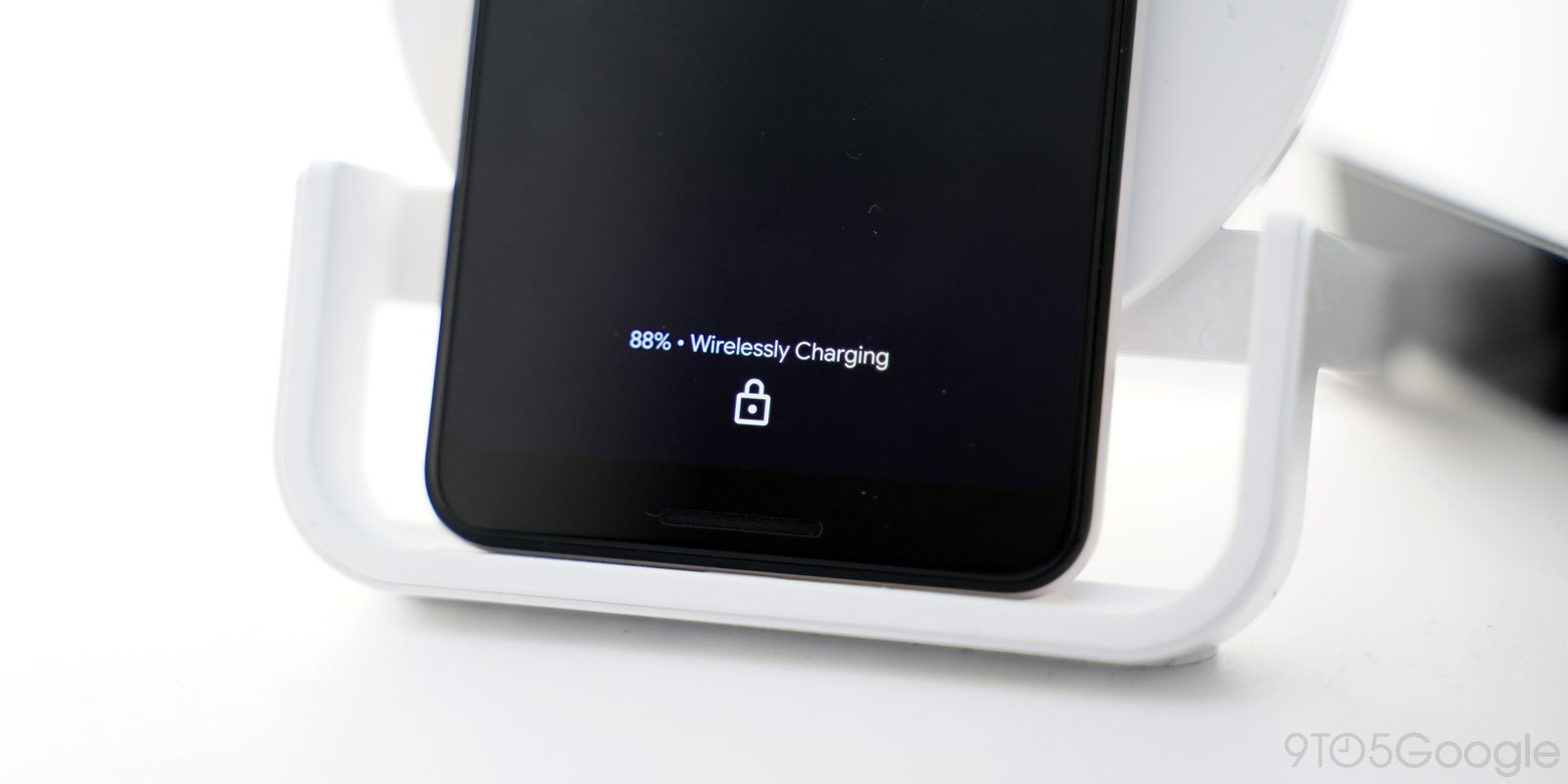 Android Q beta 2 wirelessly charging pixel 3 xl