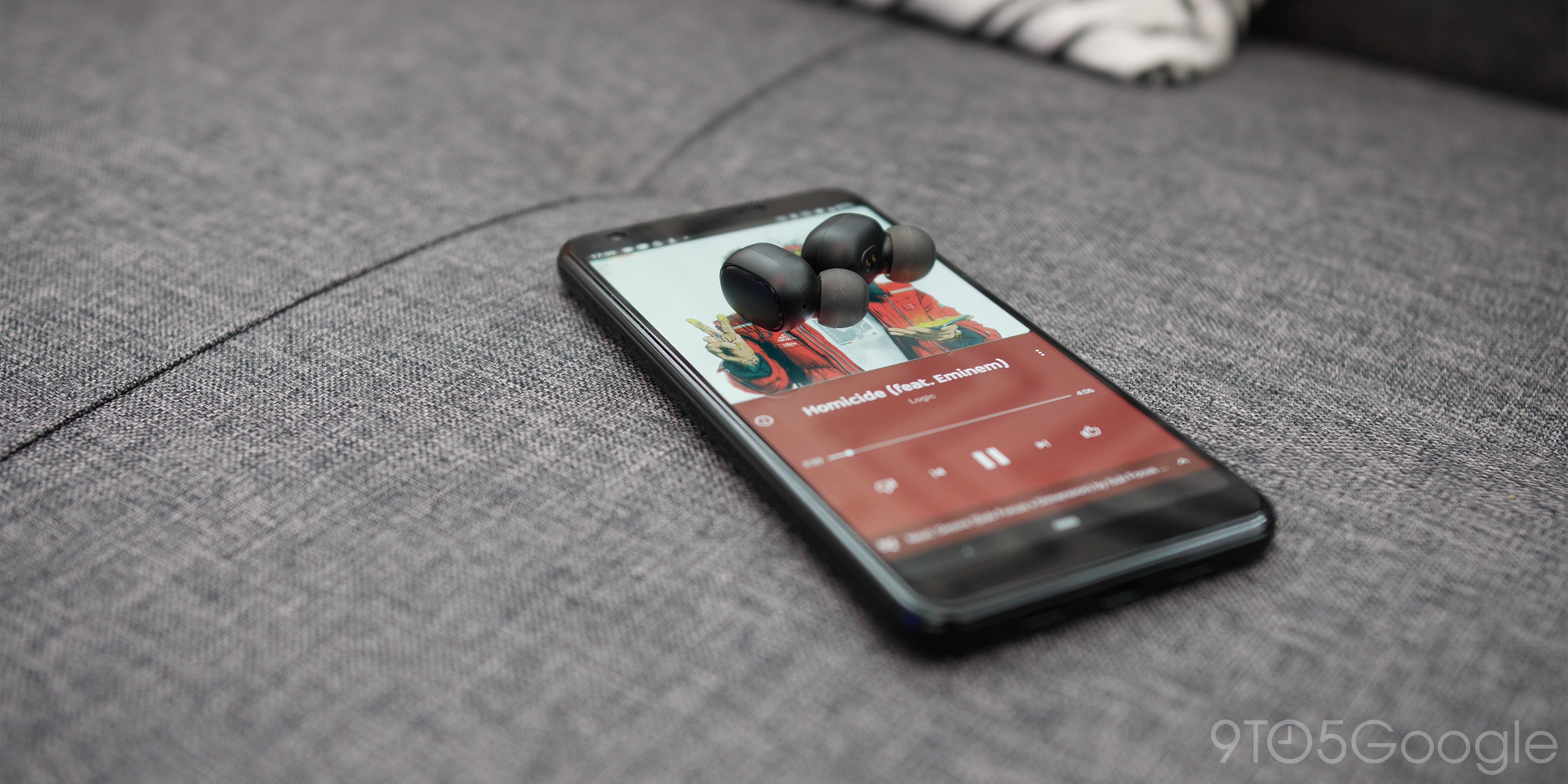 Звуки редми 11. Redmi airdots с дисплеем. Xiaomi Audio ic. Electronics Smart gadgets.