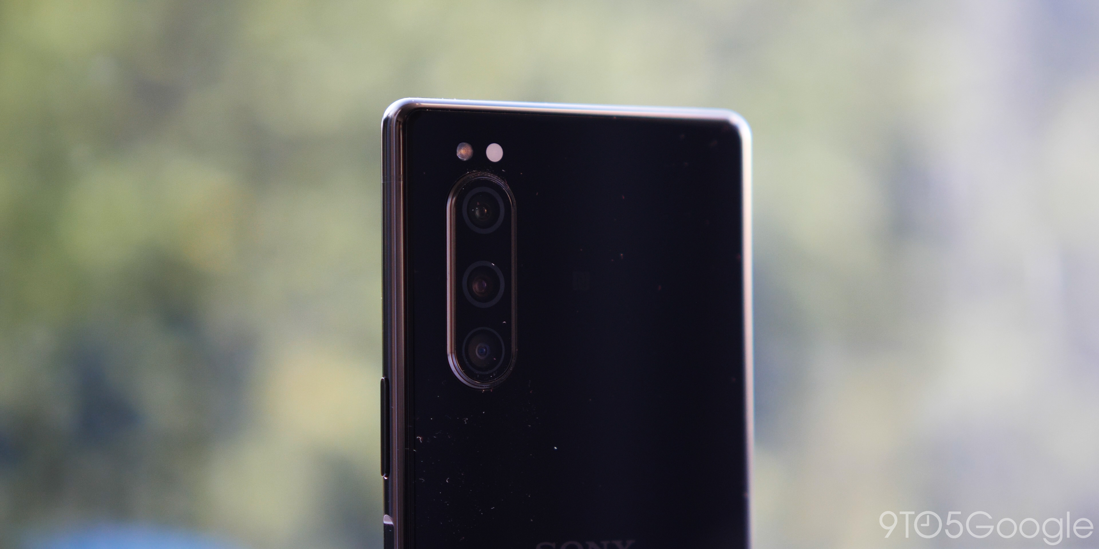 Sony Xperia 5: 'Smaller' but definitely compact [Video] - 9to5Google