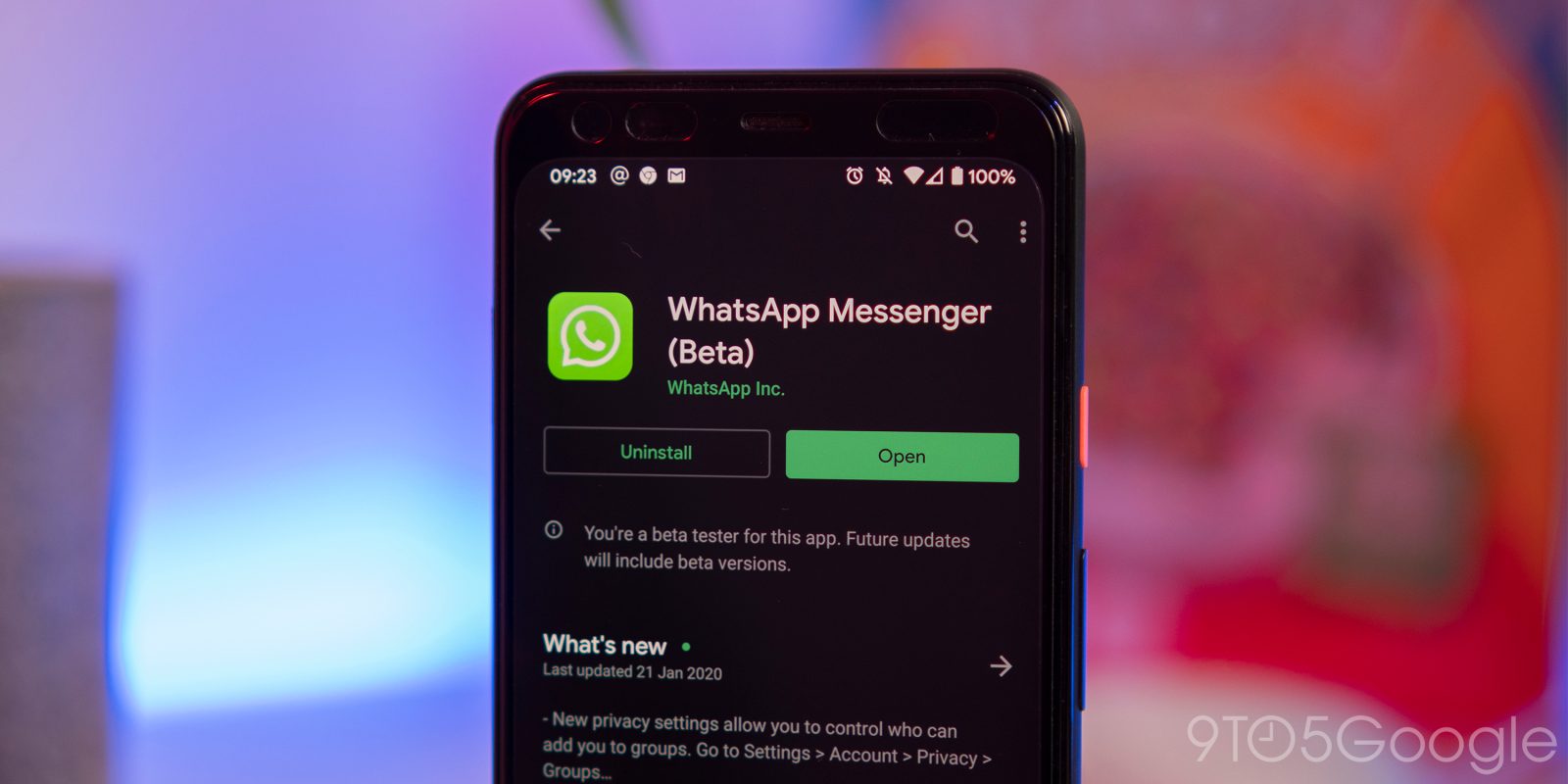WhatsApp dark mode