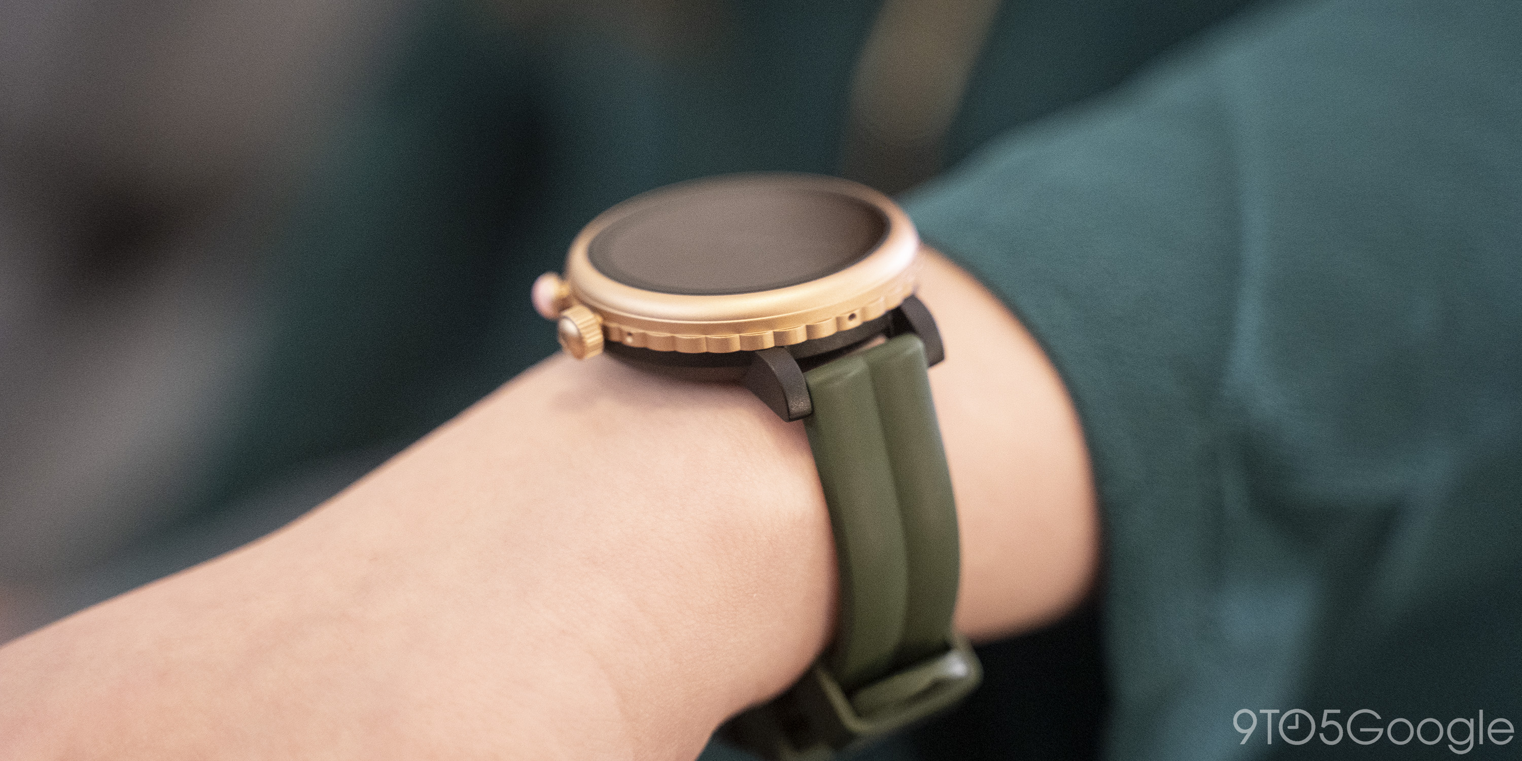 Kate Spade Sport Review: Compact, customizable watch- 9to5Google