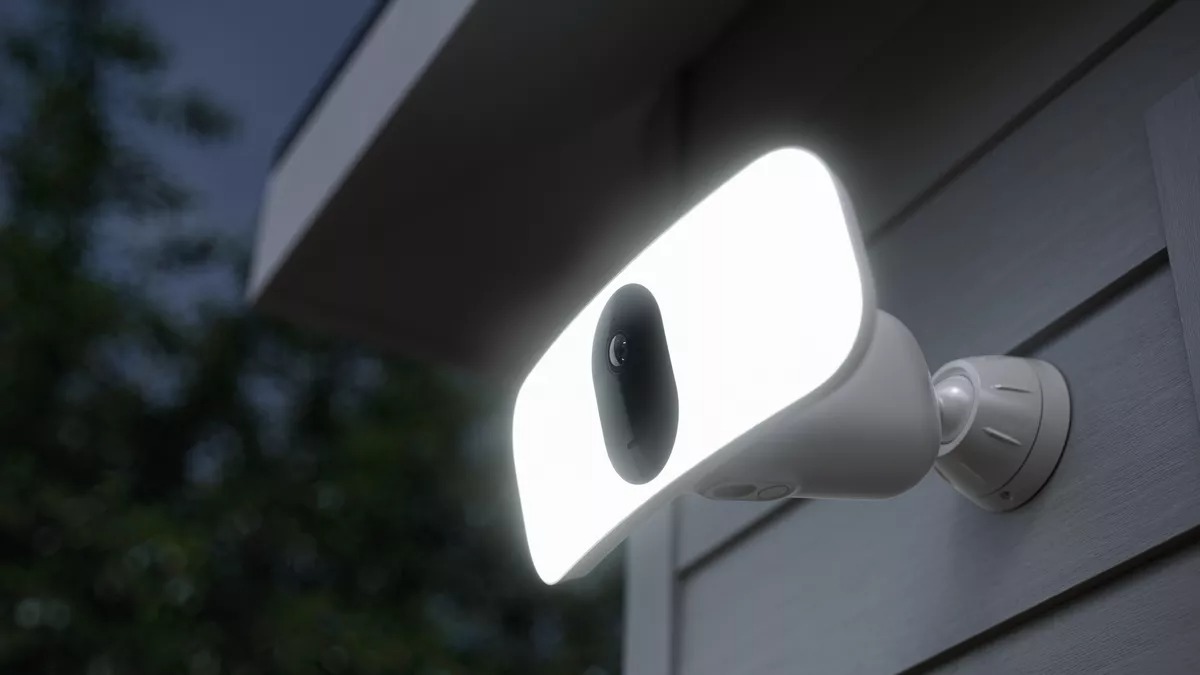 nest security light and camera
