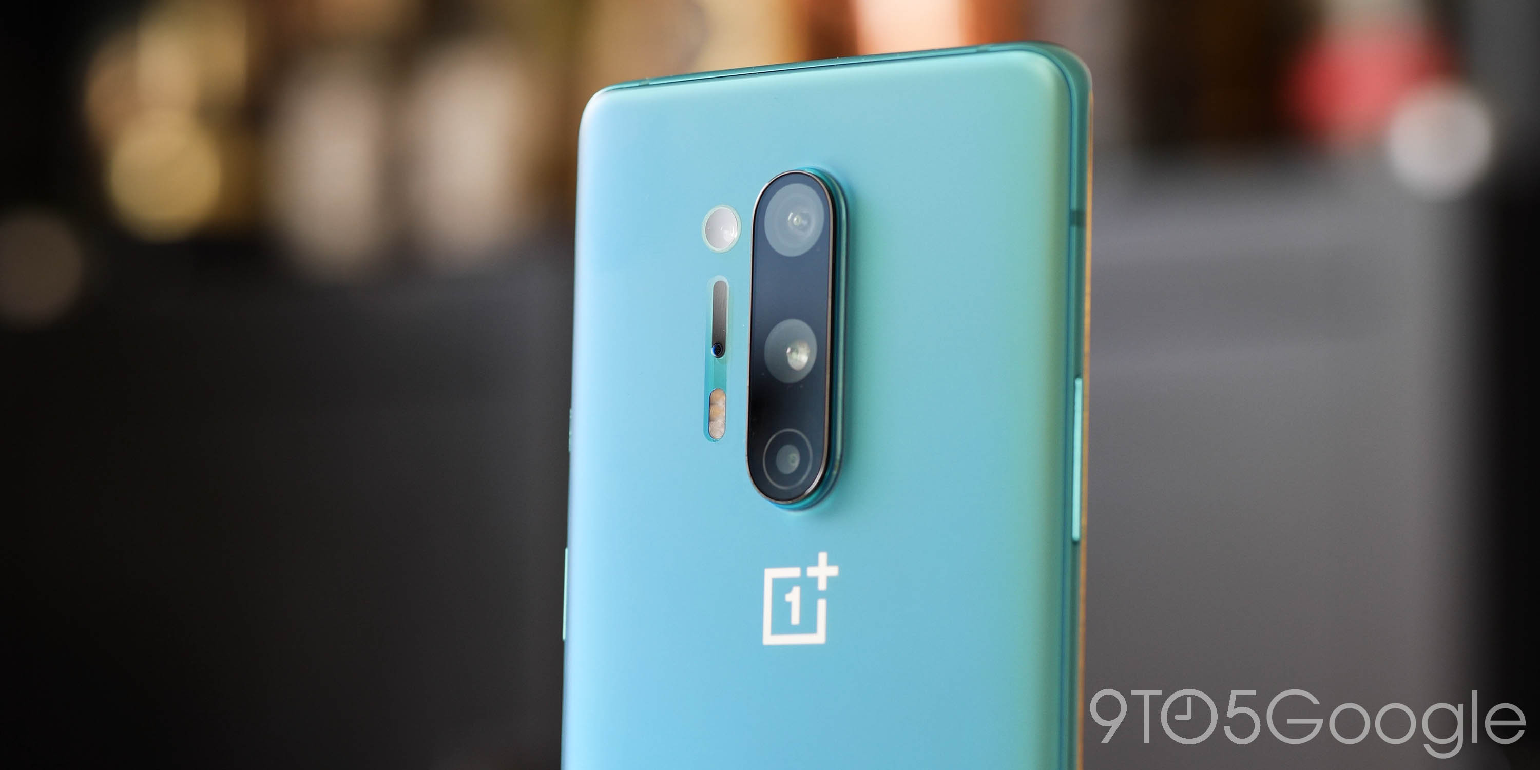OnePlus 8 Pro is now receiving the February 2022 security patch with OxygenOS 11.0.11.11 which is rolling out right now.