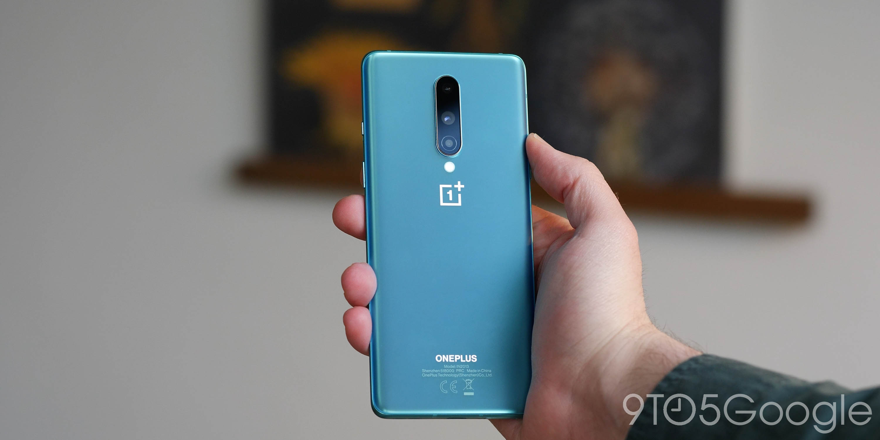 OnePlus 8 in verde glaciale - Running Android 11