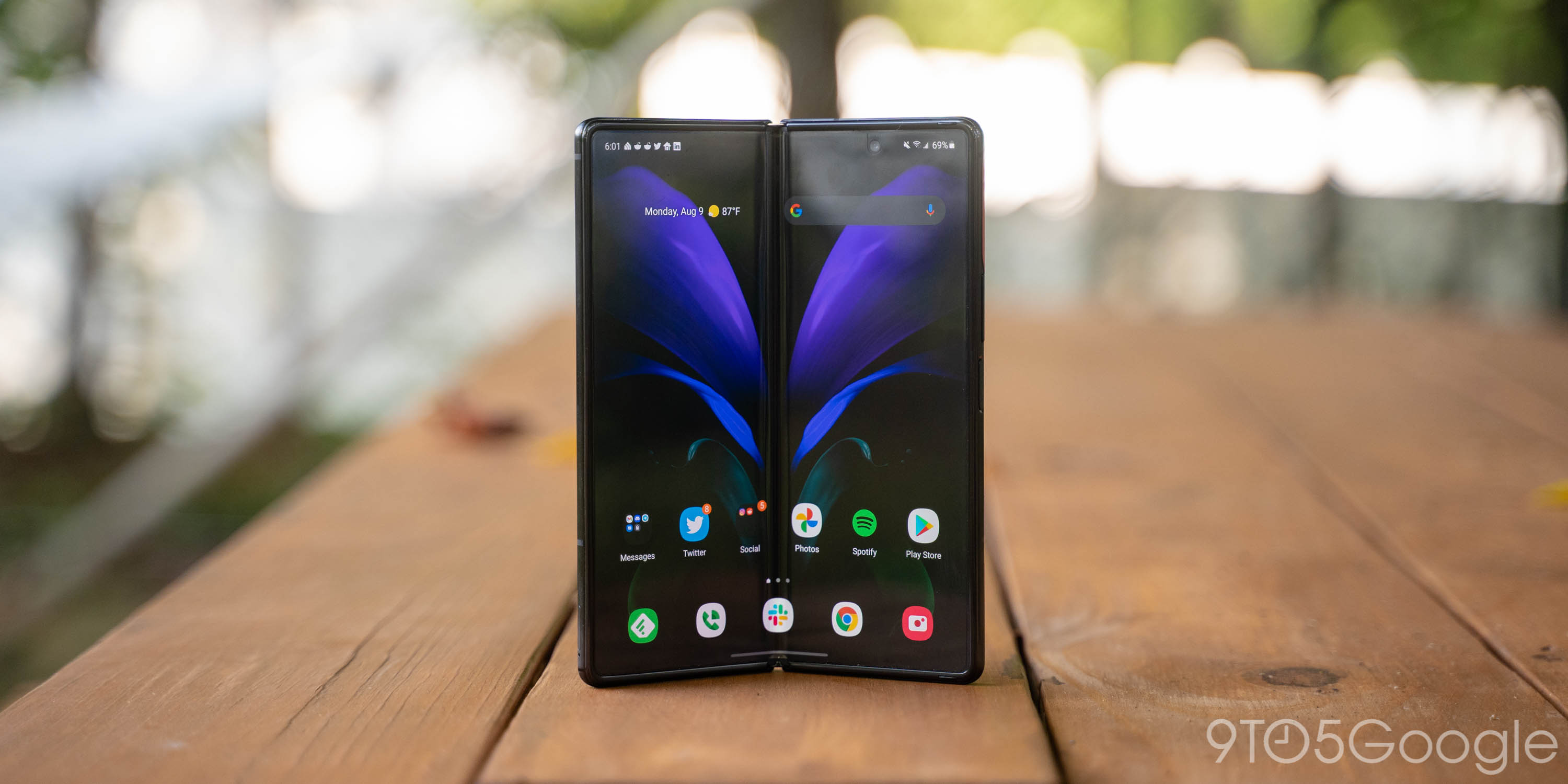 Galaxy Fold 2, Flip updates bring features from new models