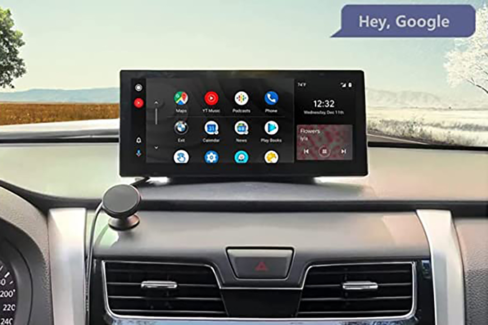 GPS style Android Auto device with wide screen