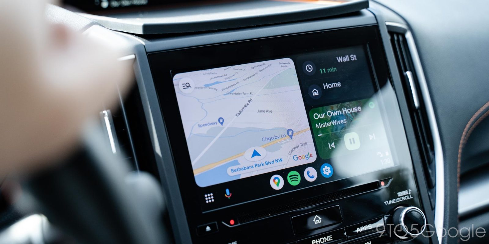 Android Auto sta pubblicando su larga scala i rapporti sugli incidenti su Google Maps