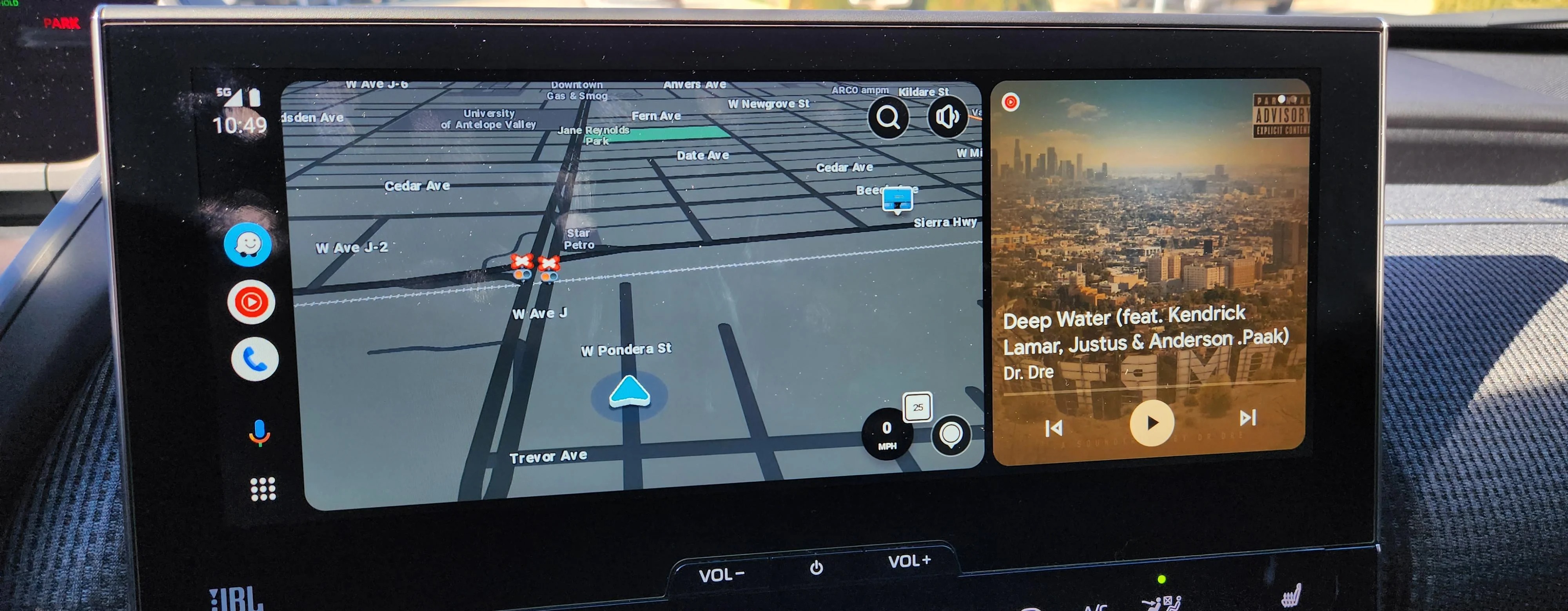 Waze adds support for Android Auto redesign