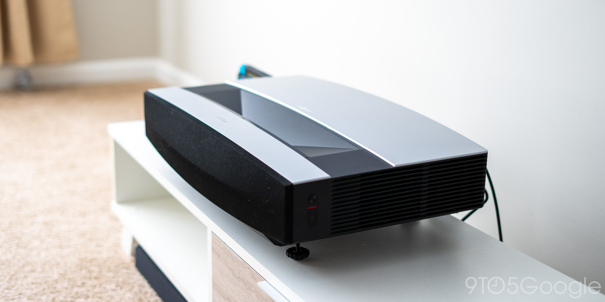 Review: Xgimi Aura proves UST projectors don't have to be pricey