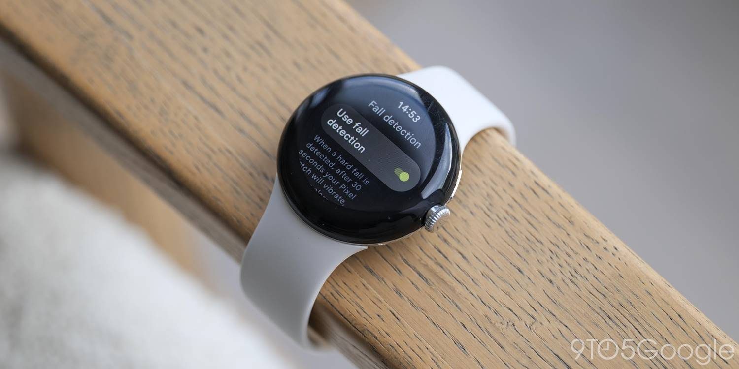 Оригинальные Pixel Watch получают обновление от октября 2025 года