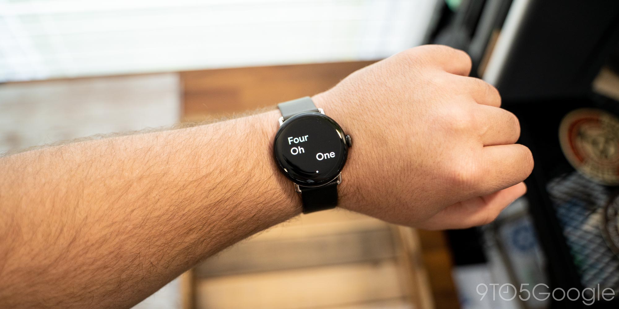 Oppo Smartwatch Looks Like An Apple Watch Copycat