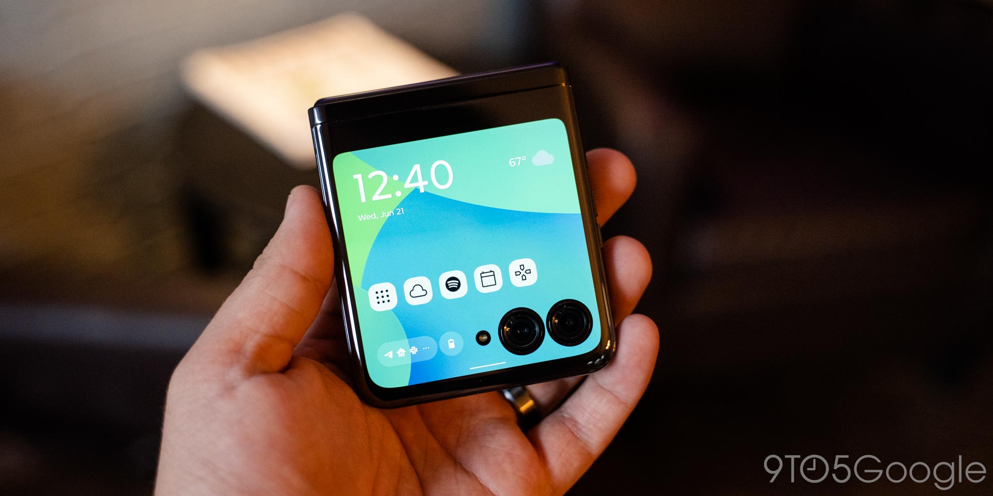 Deals: OnePlus Pad bundle $150 off, Motorola razr+ first discount ...