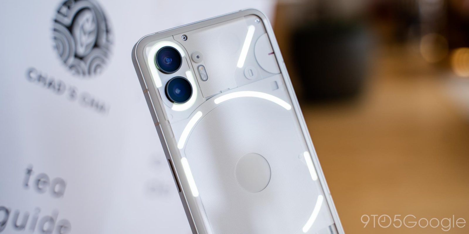 Nothing Phone (1) Review: Fun Lights, Just Right