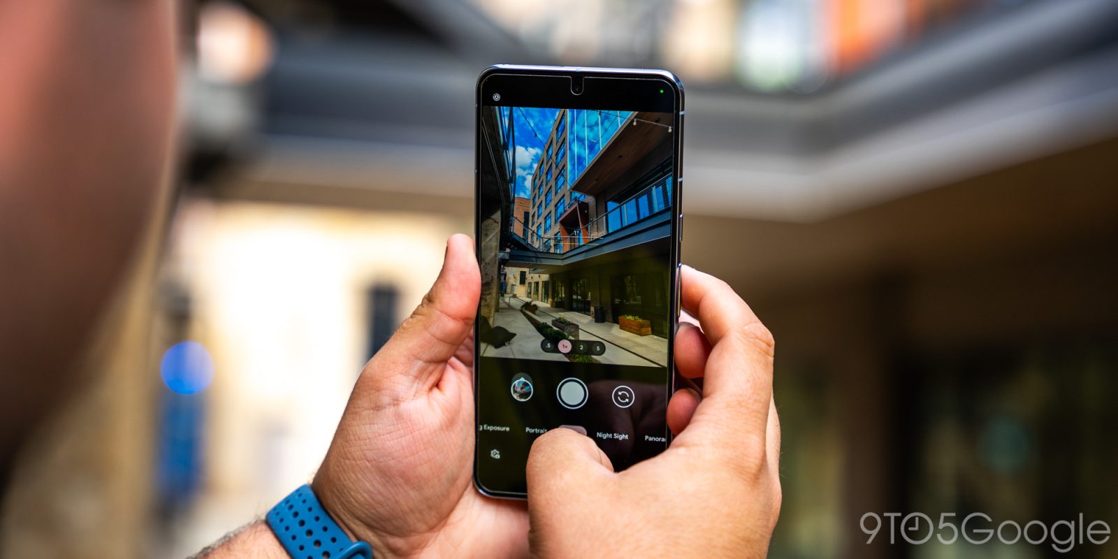 La pantalla Pixel 8 Pro trae mejoras drásticas en eficiencia energética