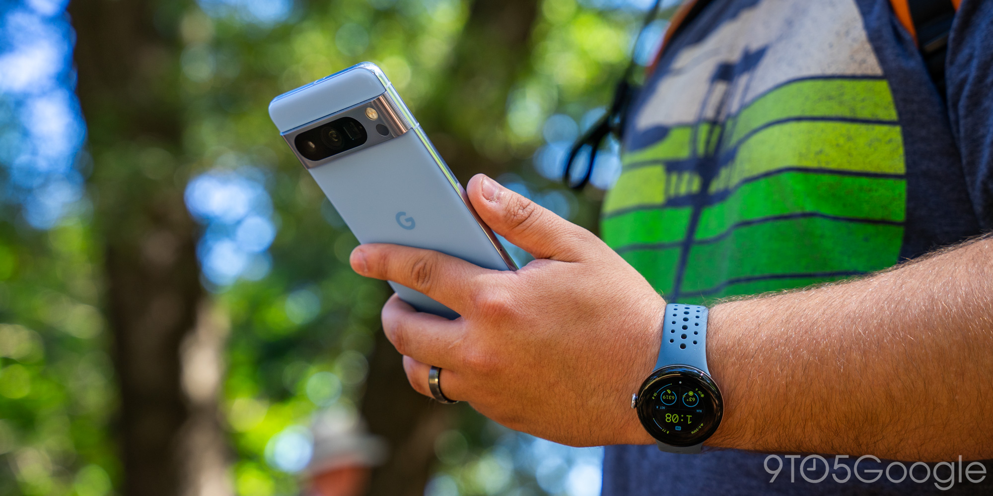 Nordstrom Rack Is Taking $90 Off The Fitbit Versa Smartwatch Right Now