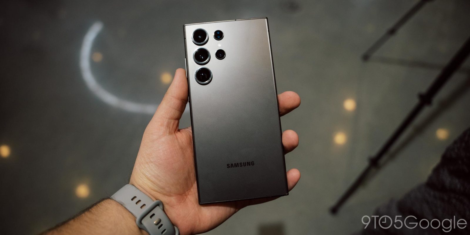 Samsung Galaxy S24 Hülle mit Ständer