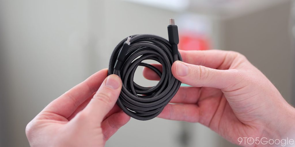 Anker USB-C cable - pixel 8 accessories