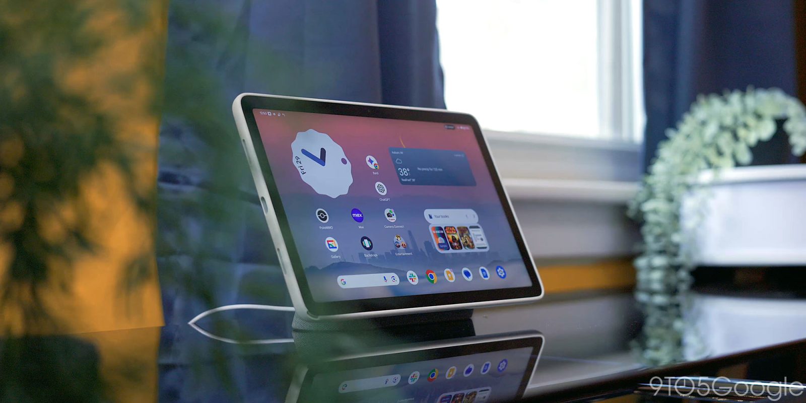 Pixel Tablet keyboard and dock-less price hinted at in retail listings