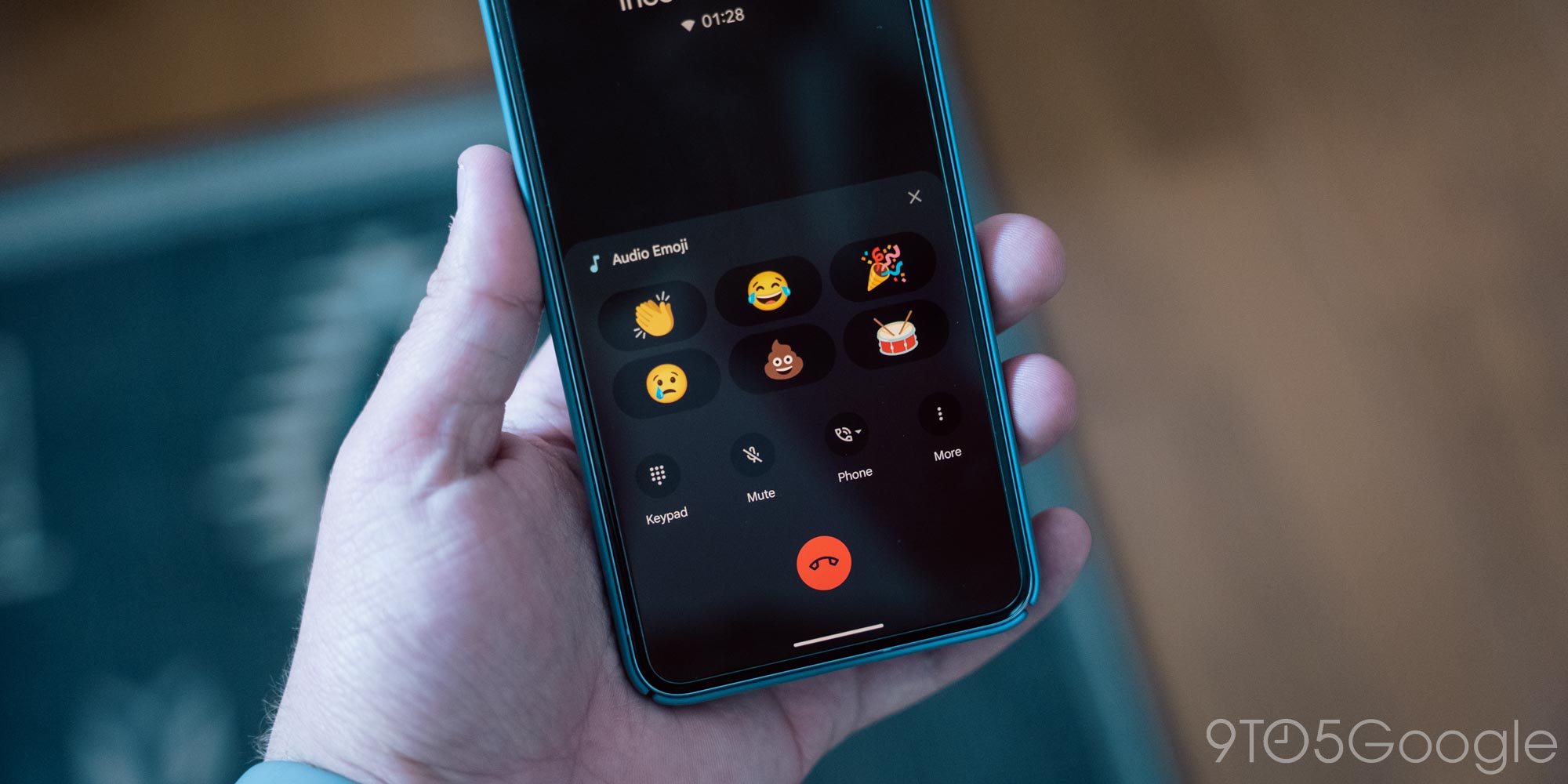 Pixel Phone app adds Christmas & Fireworks Audio Emoji