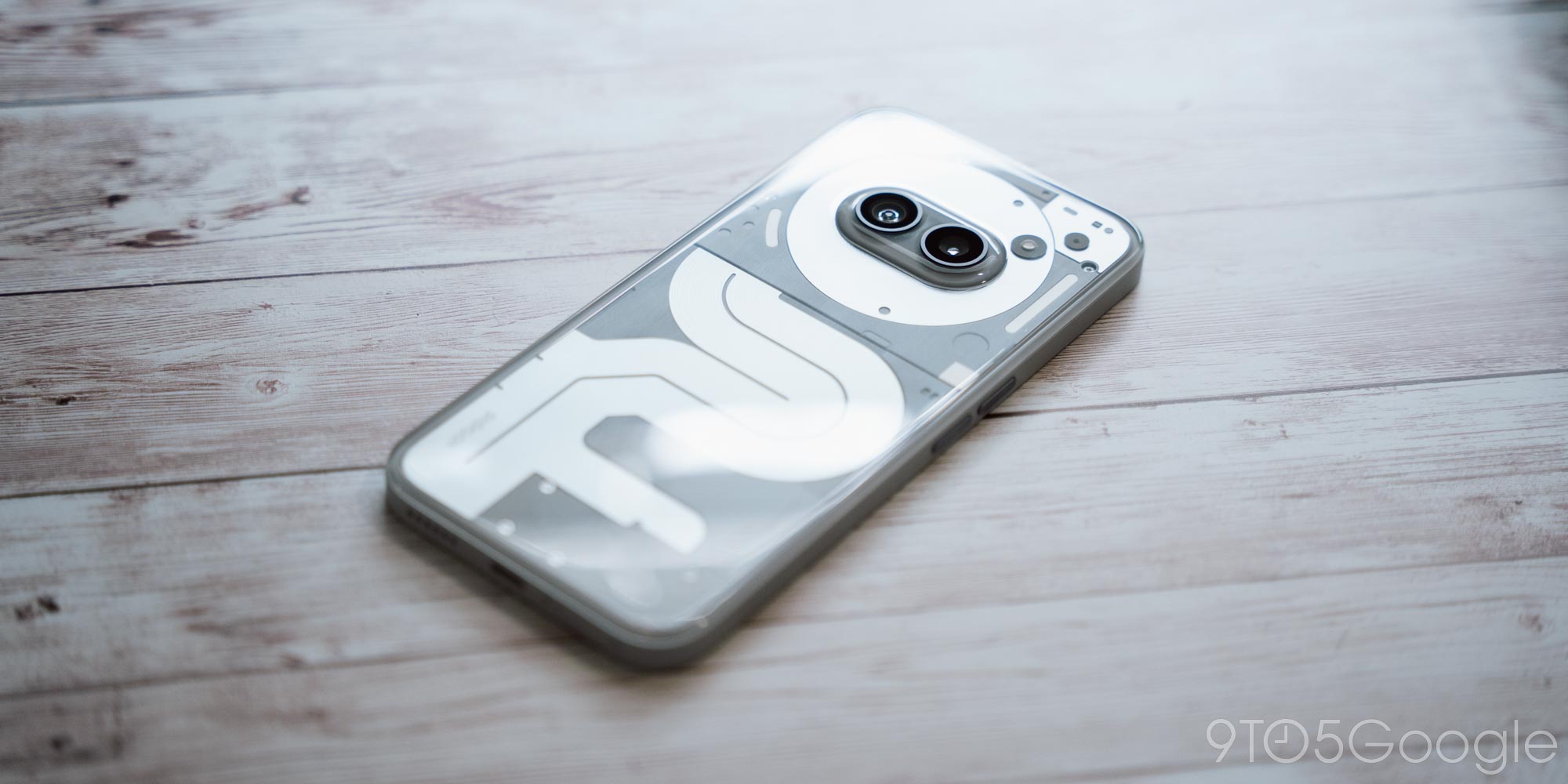 Nothing Phone 2a PLUS - 12 Go RAM, 256 Go, Argenté, Débloqué, Occasion état Correct