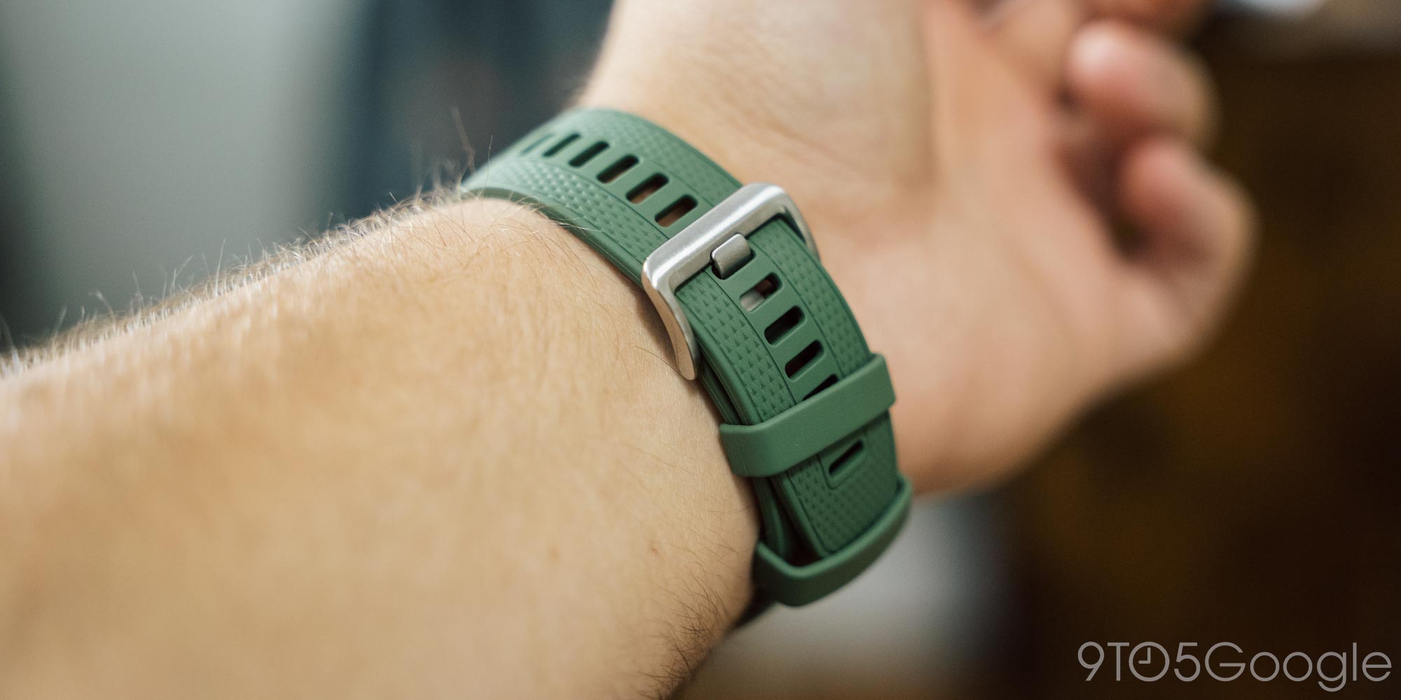 OnePlus Watch 2R Hands-on: The same great watch, just cheaper