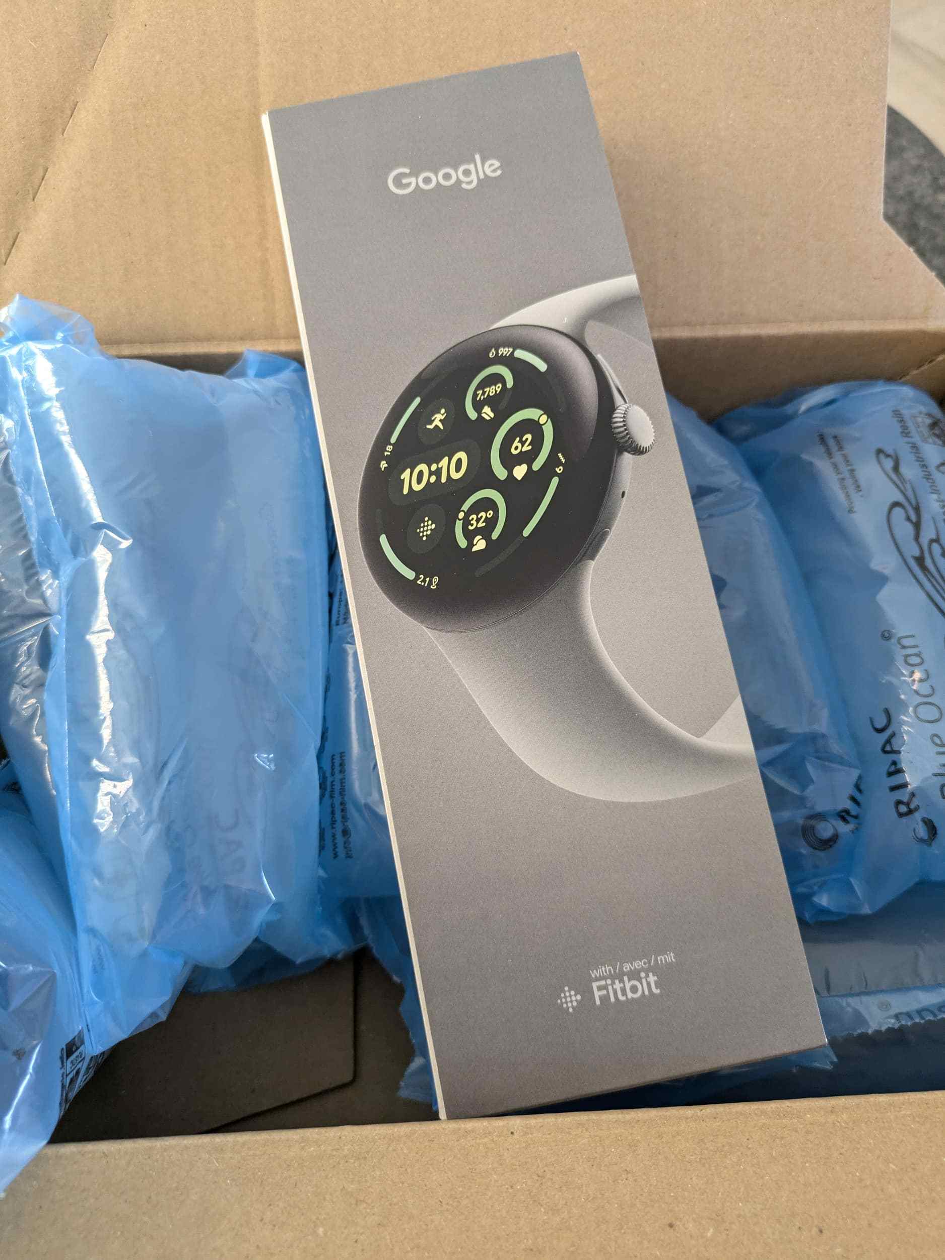 This Pixel Watch 3 shipped early and gets unboxed [Gallery]