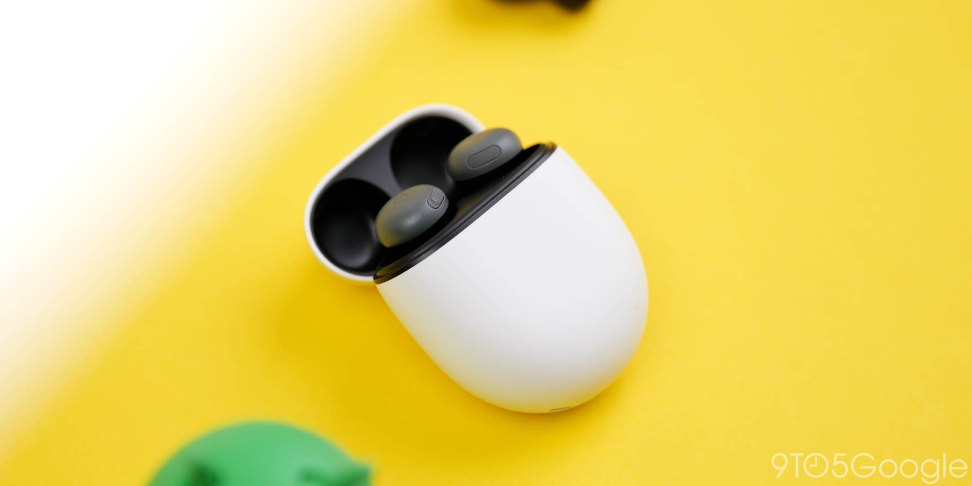 Google начинает развертывание крупного обновления Pixel Buds 2 Pro