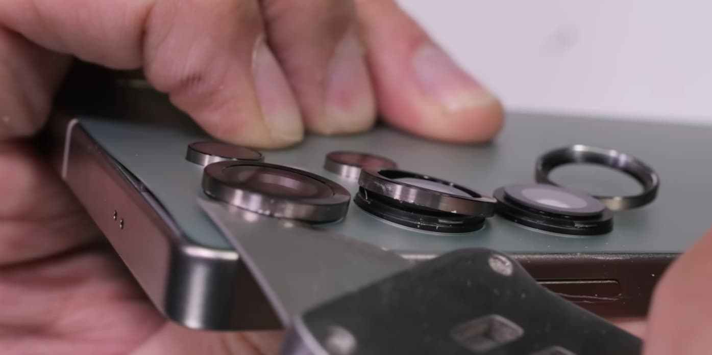 Galaxy S25's new camera rings are basically glued on [Video]