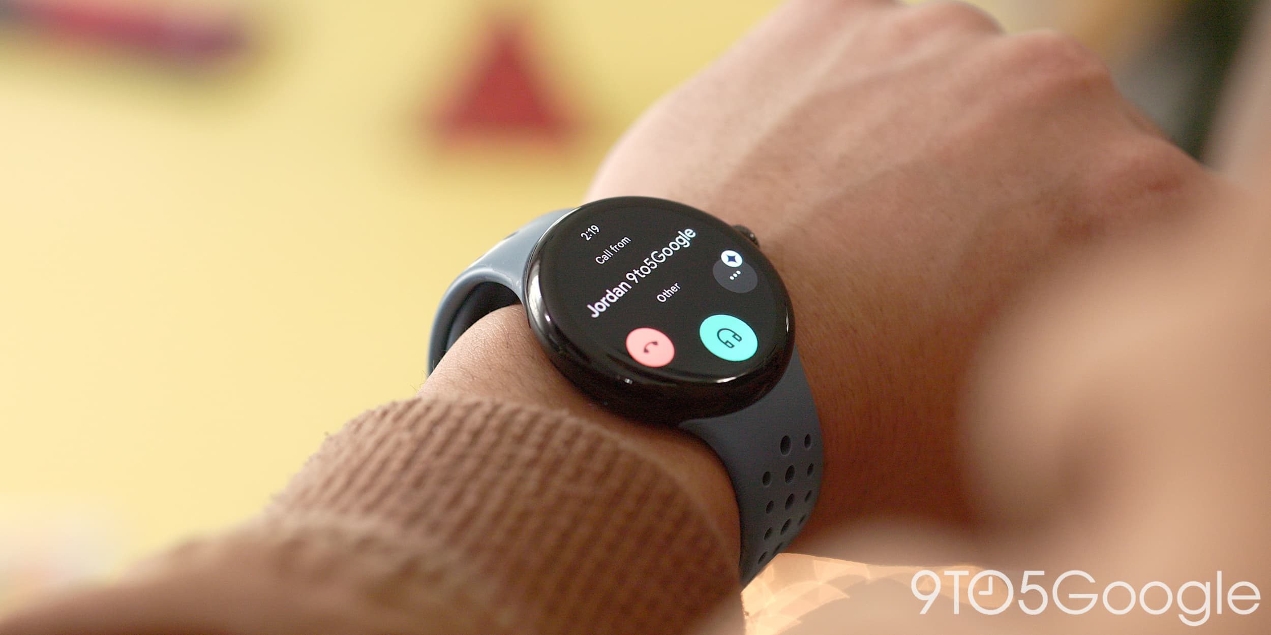 Приложение «Телефон» для Wear OS получило редизайн в стиле Material 3 Expressive