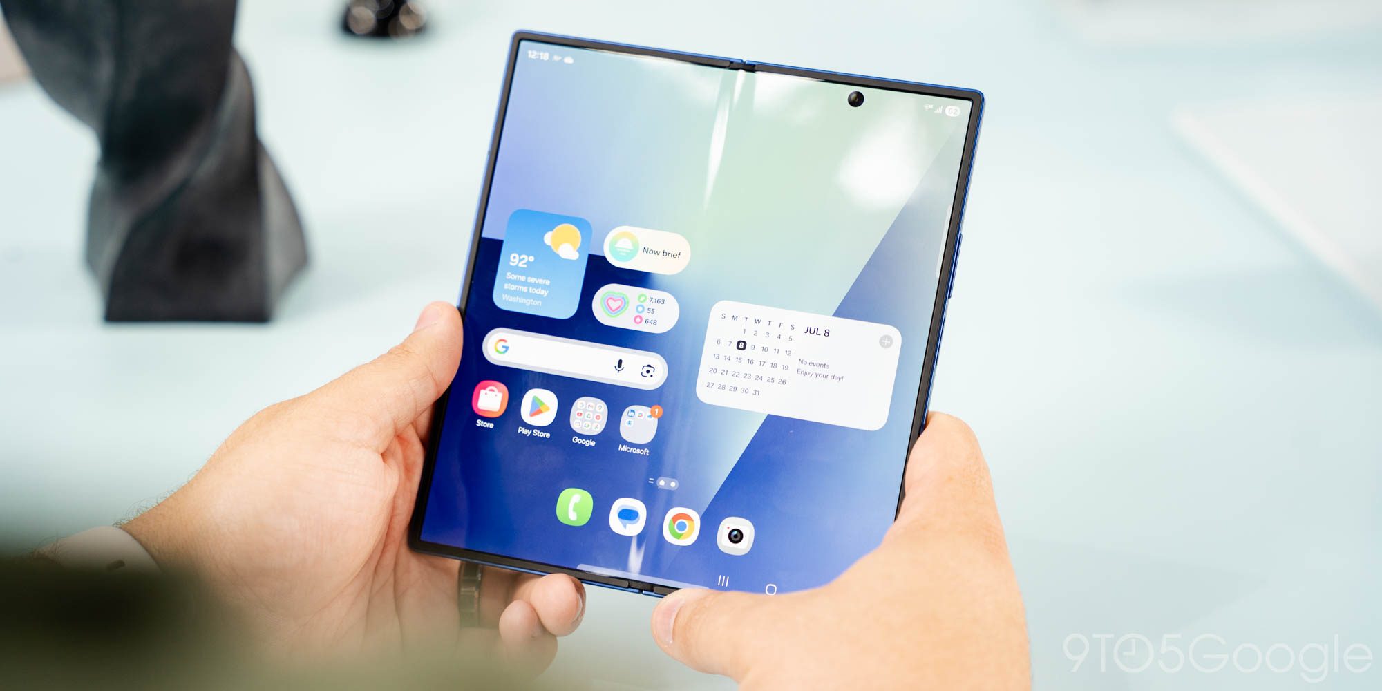 Следующее крупное обновление Android от Samsung продолжает утекать с большим количеством ИИ и настроением Liquid Glass