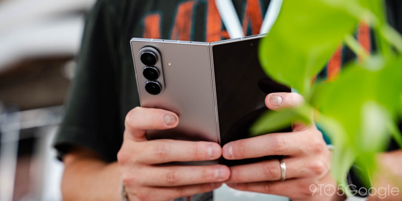 Samsung leaked its ‘Wide Fold’ again, right alongside the Galaxy Z Fold 8 [Gallery]