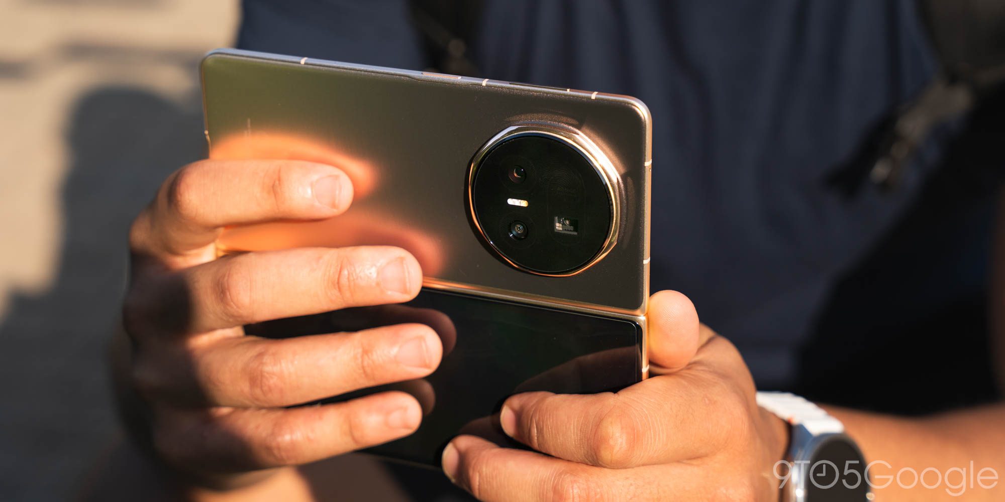 Напоминание: Только один цвет Honor Magic V5 тоньше Galaxy Z Fold 7