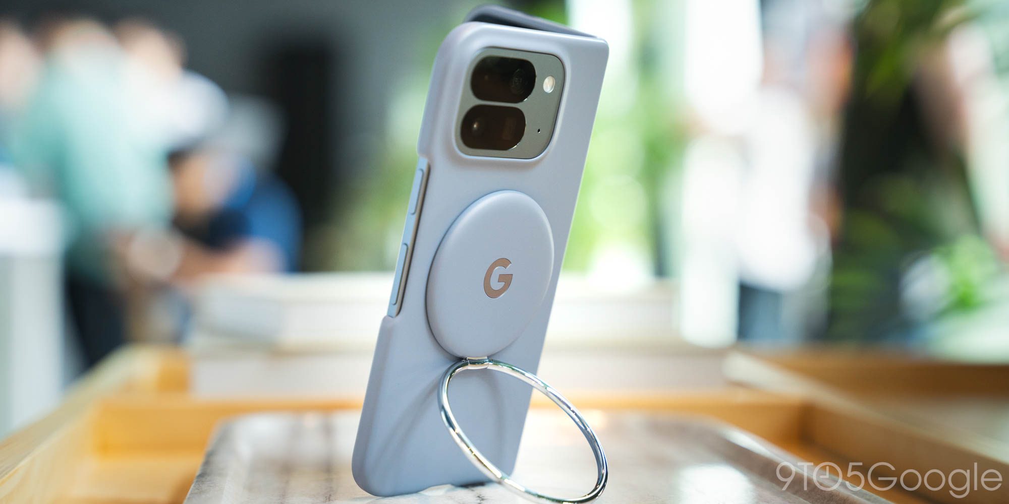 Pixelsnap Ring Stand может потребовать подтяжки, поскольку первые сообщения говорят о его ослаблении