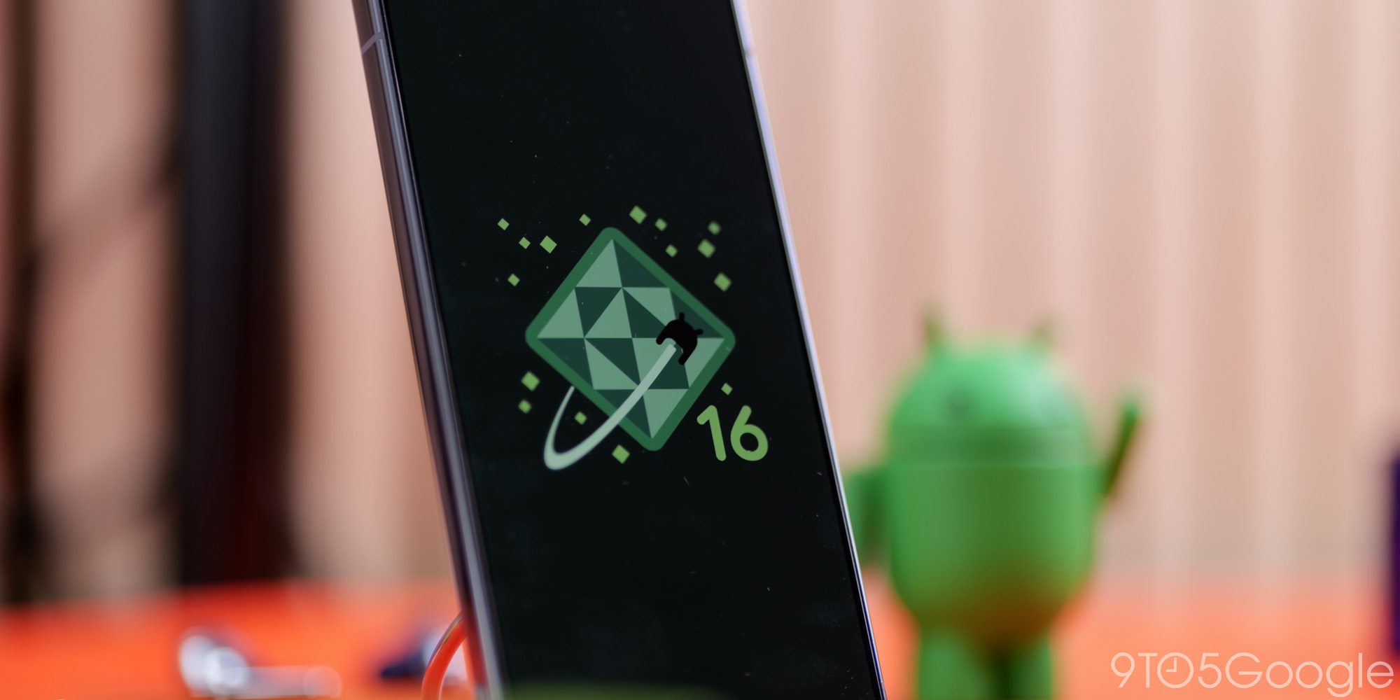 Как установить Android 16 QPR1 с полным редизайном на Google Pixel