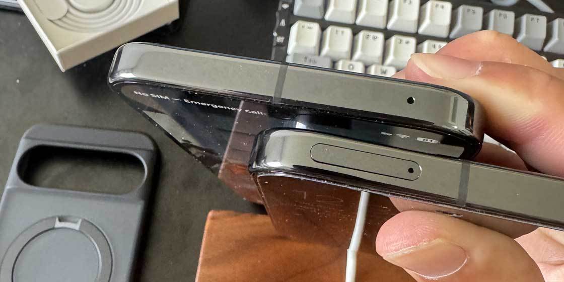 Google sending Pixel 10 replacements with physical SIM slot